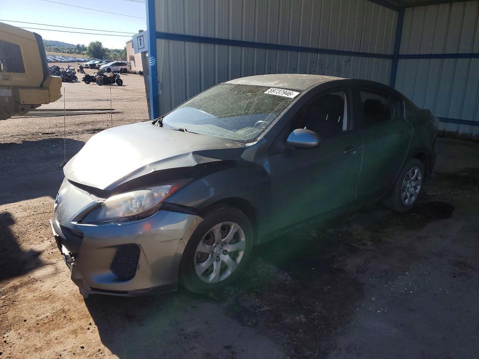 59737946 :رقم المزاد ، JM1BL1U70D1758188 vin ، 2013 Mazda 3 مزاد بيع