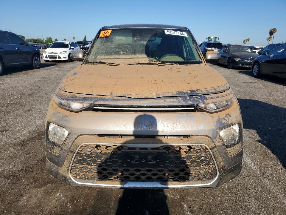 2022 Kia Soul მანქანა იყიდება აუქციონზე, vin: KNDJ23AU2N7838093, აუქციონის ნომერი: 62577786
