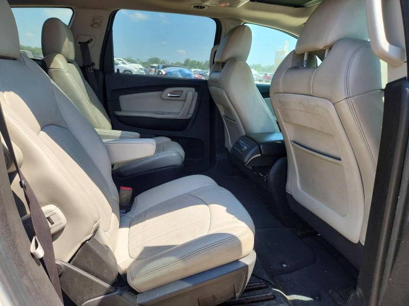 60982306 :رقم المزاد ، 1GNKVLED6BJ369585 vin ، 2011 Chevrolet Traverse مزاد بيع