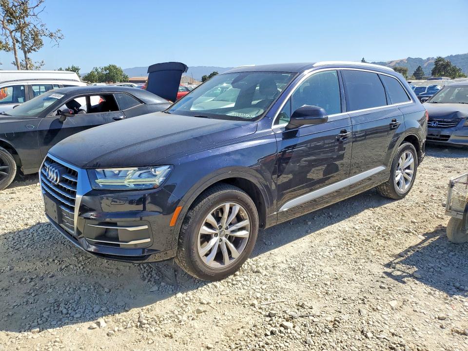 Продажа на аукционе авто 2017 Audi Q7, vin: WA1LAAF72HD026103, номер лота: 60689476