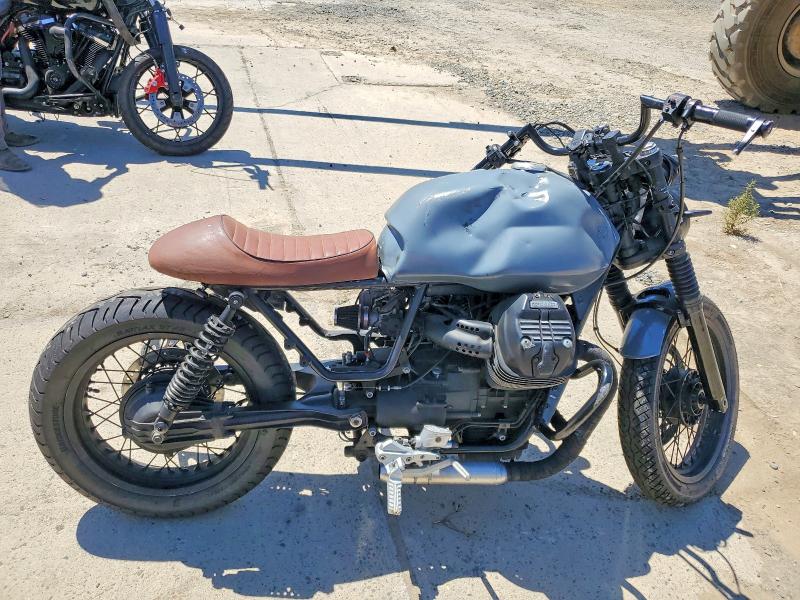 2017 Moto Guzzi V7 Iii მანქანა იყიდება აუქციონზე, vin: ZGULDUA11HM000140, აუქციონის ნომერი: 60428416
