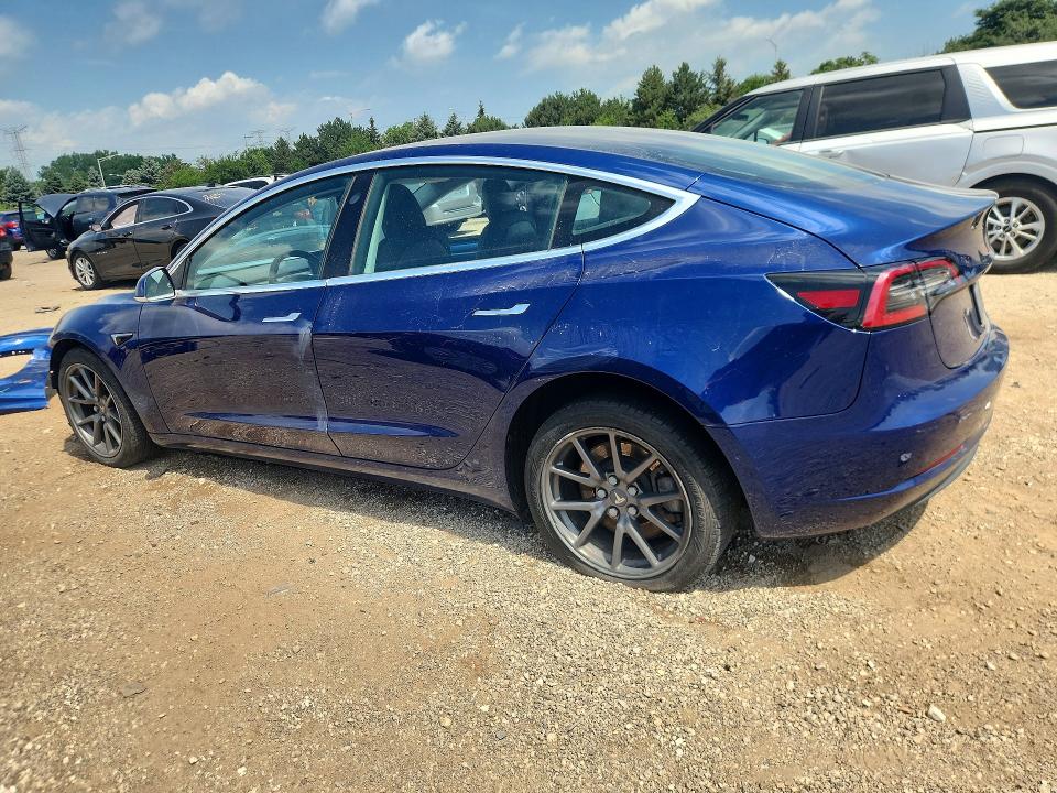 2019 Tesla Model 3 მანქანა იყიდება აუქციონზე, vin: 5YJ3E1EB8KF418275, აუქციონის ნომერი: 59106316