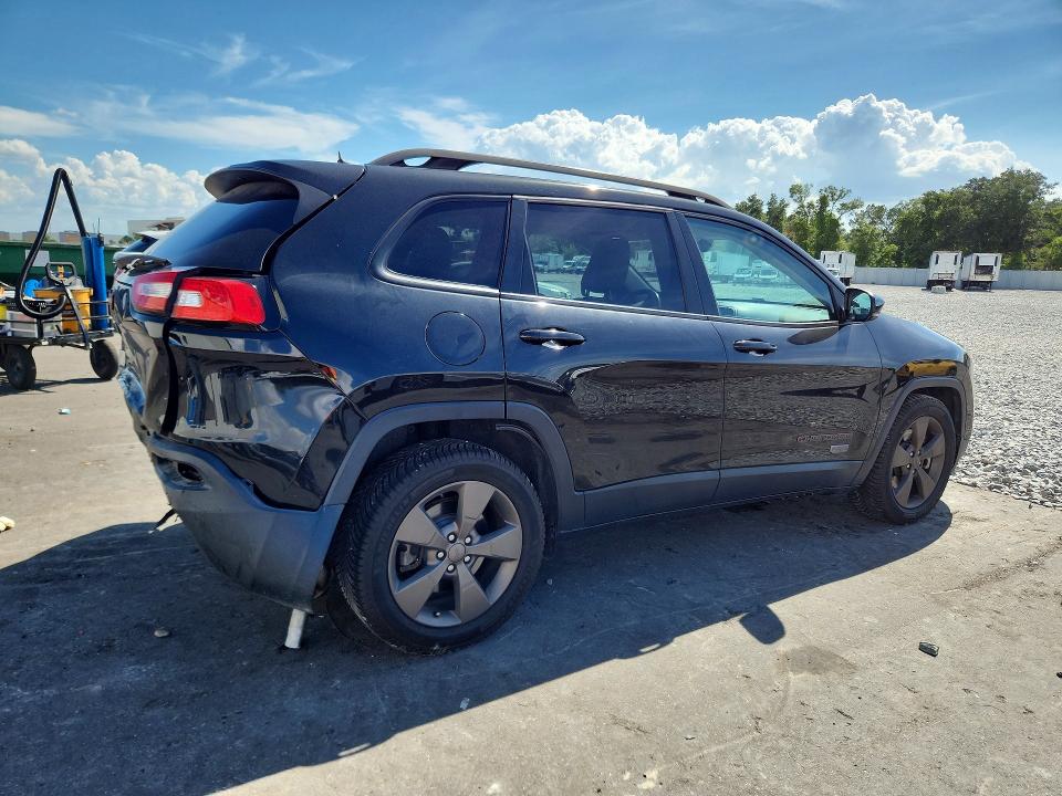 61731796 :رقم المزاد ، 1C4PJLCS1GW362226 vin ، 2016 Jeep Cherokee مزاد بيع