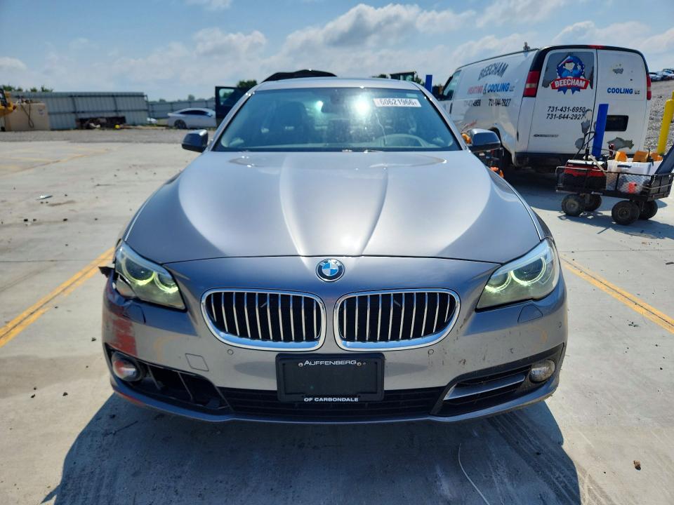 60621966 :رقم المزاد ، WBA5B3C56FD545708 vin ، 2015 Bmw 535 مزاد بيع