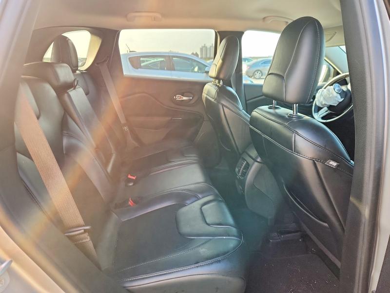 63177176 :رقم المزاد ، 1C4PJLLB0KD479090 vin ، 2019 Jeep Cherokee مزاد بيع