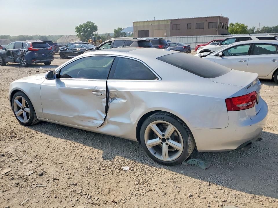 Продажа на аукционе авто 2010 Audi A5, vin: WAUVKAFR7AA006155, номер лота: 60922026