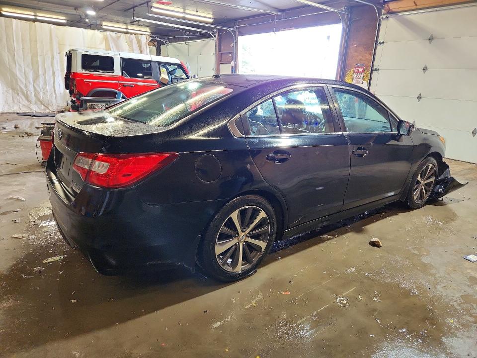 62474536 :رقم المزاد ، 4S3BNAN61F3067341 vin ، 2015 Subaru Legacy مزاد بيع