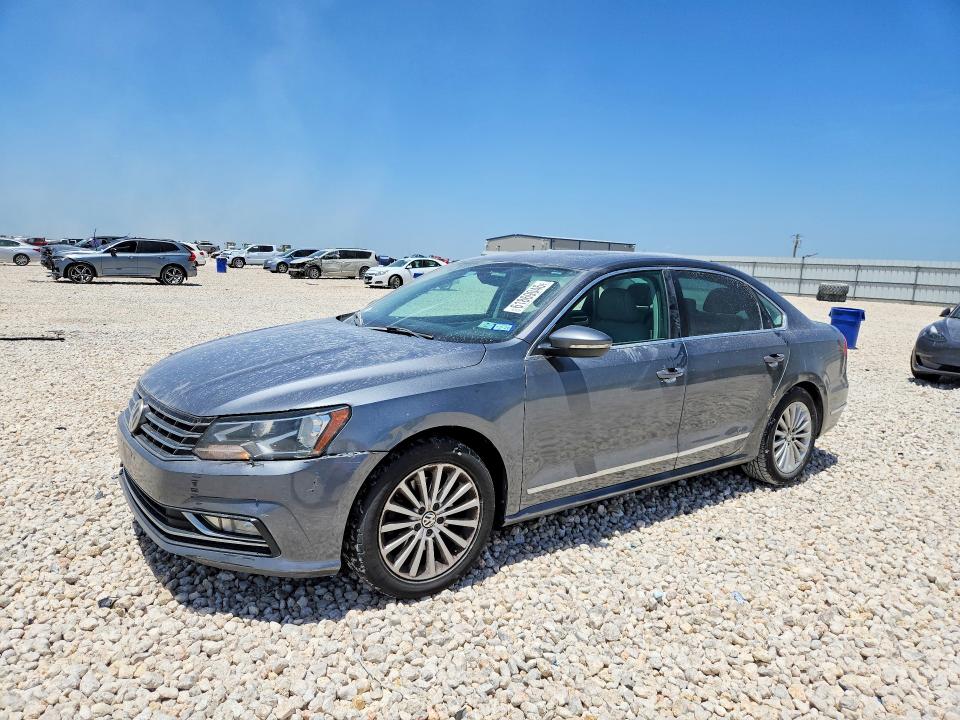 Продаж на аукціоні авто 2016 Volkswagen Passat, vin: 1VWBT7A39GC040519, номер лоту: 61869046
