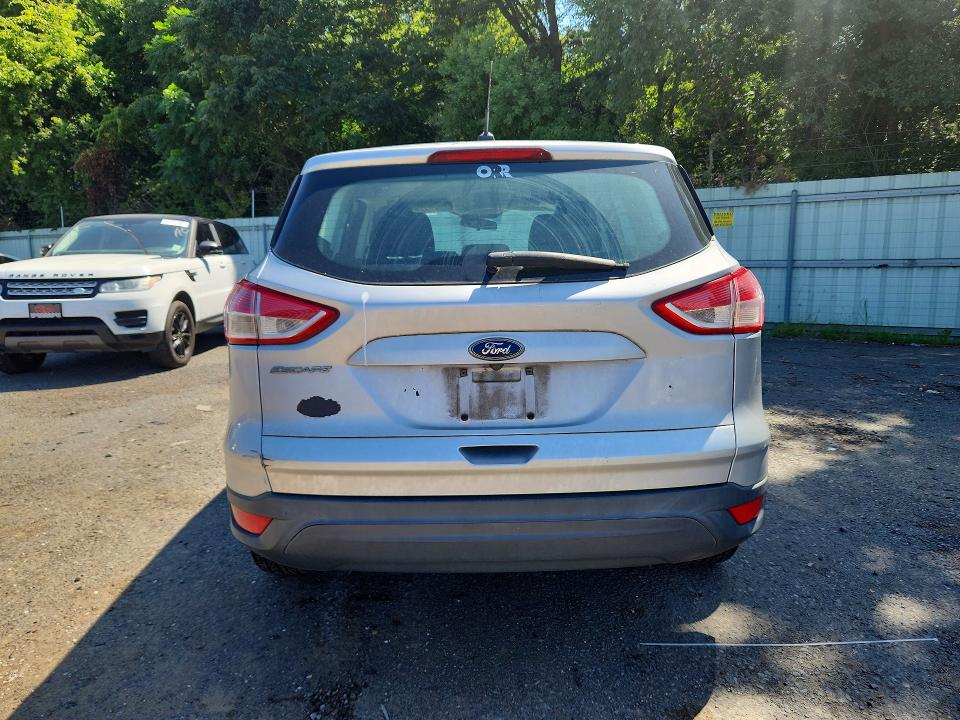62642206 :رقم المزاد ، 1FMCU0F77GUB79545 vin ، 2016 Ford Escape مزاد بيع