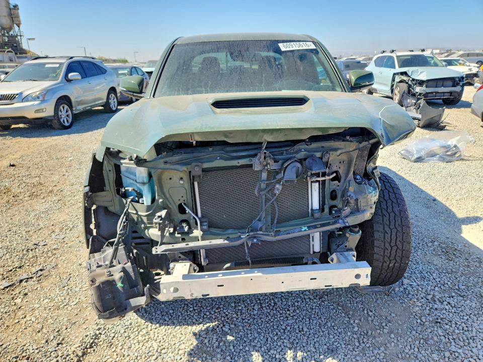 60915616 :رقم المزاد ، 3TMAZ5CN3MM155191 vin ، 2021 Toyota Tacoma مزاد بيع