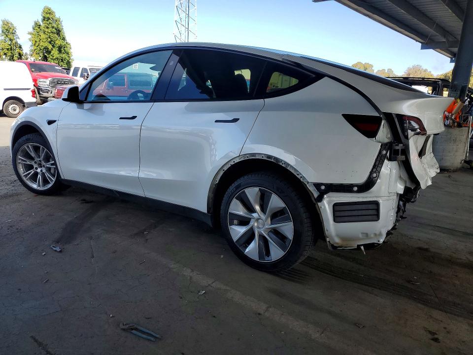 60818496 :رقم المزاد ، 7SAYGDEE8PA139198 vin ، 2023 Tesla Model Y مزاد بيع