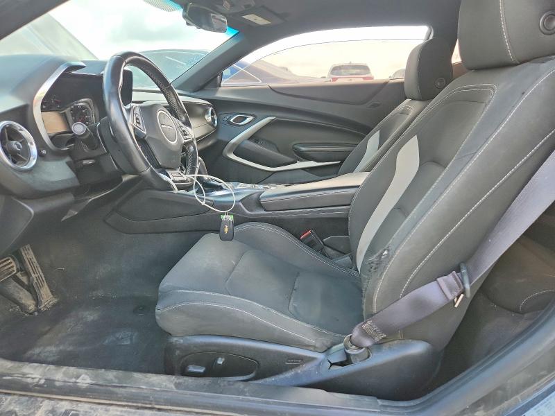60433146 :رقم المزاد ، 1G1FB1RX7H0178700 vin ، 2017 Chevrolet Camaro مزاد بيع