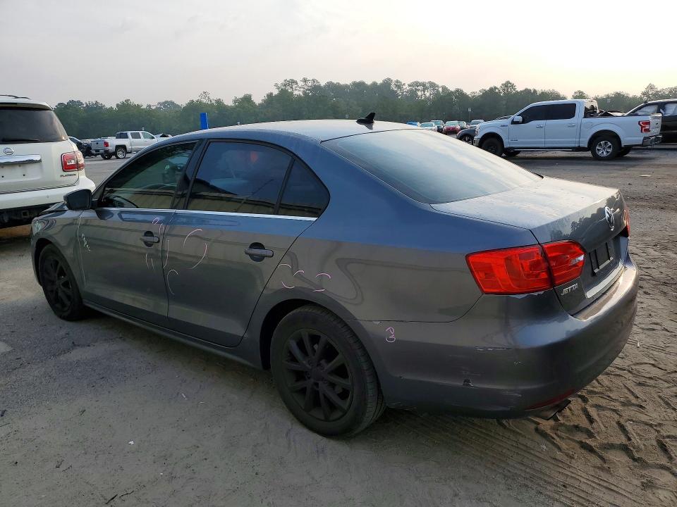 63138666 :رقم المزاد ، 3VWD07AJXEM384632 vin ، 2014 Volkswagen Jetta مزاد بيع