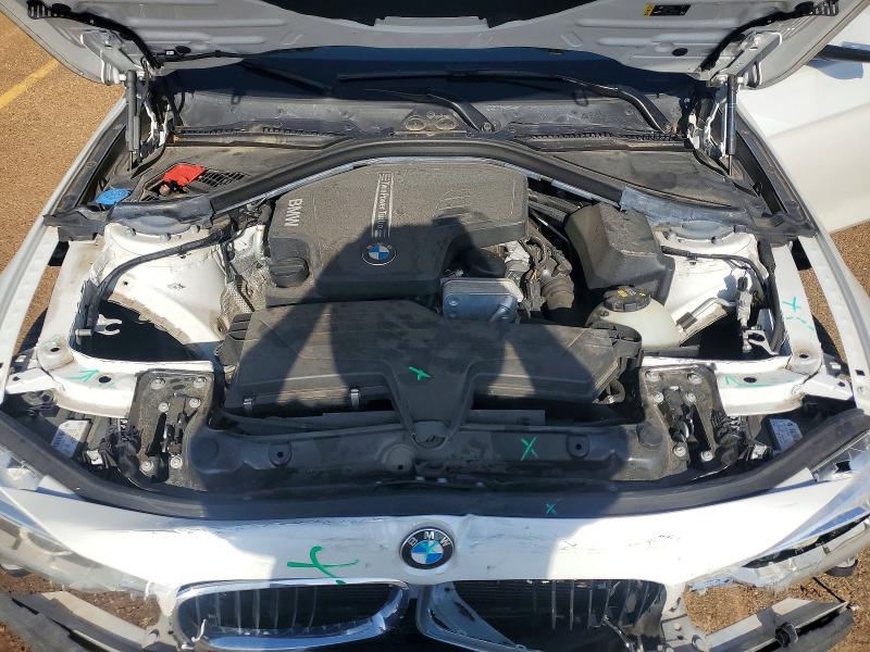 62761876 :رقم المزاد ، WBA8A9C57JAH13632 vin ، 2018 Bmw 320 مزاد بيع