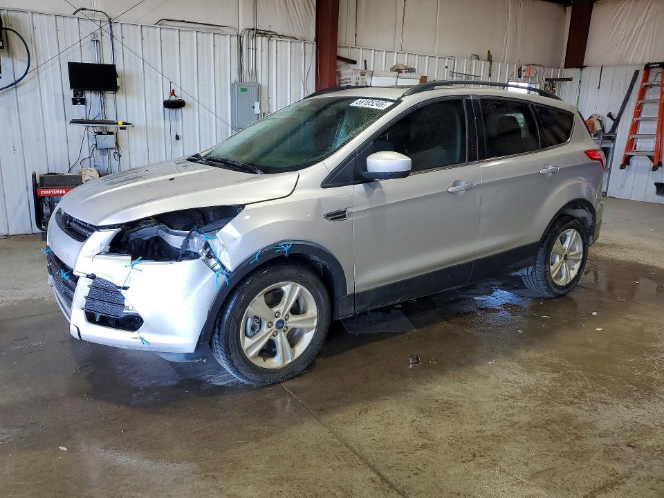 59185246 :رقم المزاد ، 1FMCU9GX9FUC43974 vin ، 2015 Ford Escape مزاد بيع