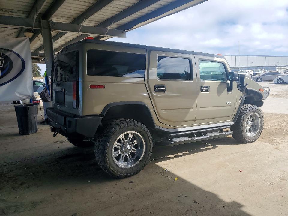 63193186 :رقم المزاد ، 5GRGN23UX5H104240 vin ، 2005 Hummer H2 مزاد بيع