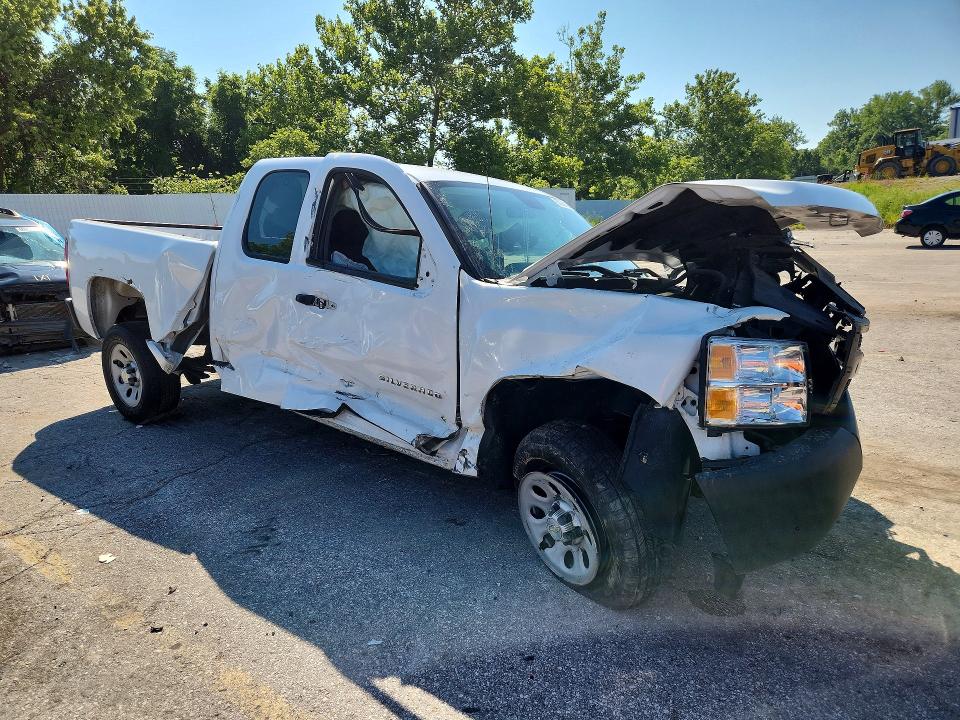 Продажа на аукционе авто 2013 Chevrolet Silverado, vin: 1GCRCPEX2DZ396902, номер лота: 60984366