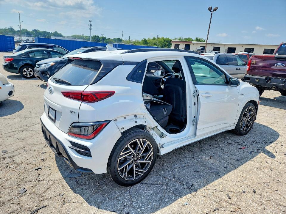 2022 Hyundai Kona მანქანა იყიდება აუქციონზე, vin: KM8K33A37NU868115, აუქციონის ნომერი: 61025976