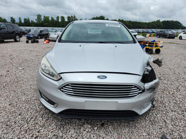 60453956 :رقم المزاد ، 1FADP3J20HL229115 vin ، 2017 Ford Focus مزاد بيع