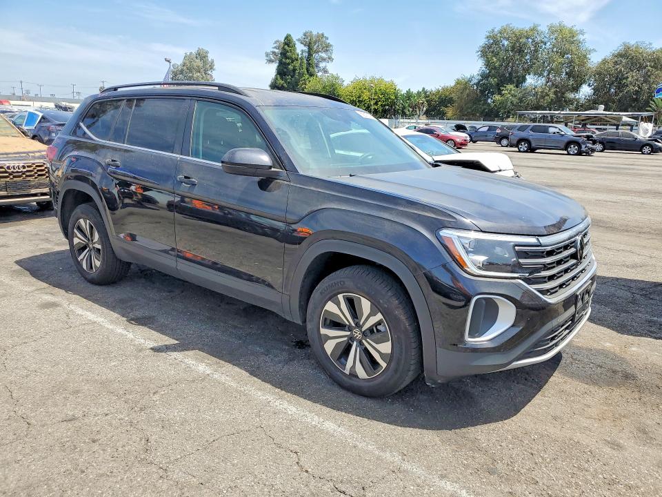 62513176 :رقم المزاد ، 1V2DN2CA1TC535987 vin ، 2026 Volkswagen Atlas مزاد بيع
