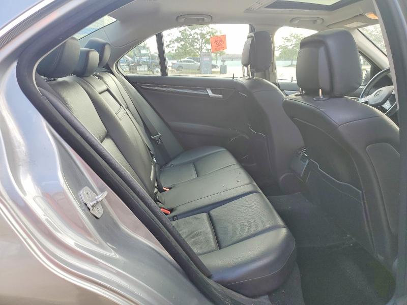 Продажа на аукционе авто 2013 Mercedes-benz C, vin: WDDGF8AB3DR244096, номер лота: 61531666