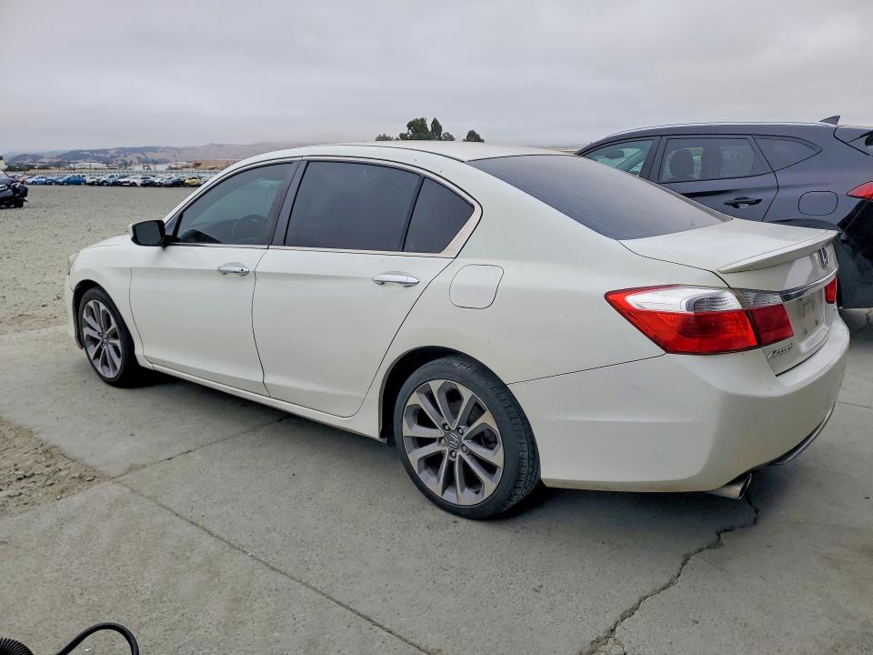 Продажа на аукционе авто 2014 Honda Accord, vin: 1HGCR2F57EA151468, номер лота: 60130036