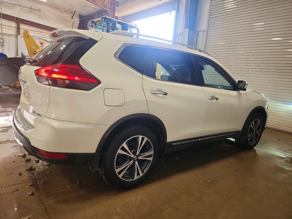 2017 Nissan Rogue მანქანა იყიდება აუქციონზე, vin: JN8AT2MVXHW277099, აუქციონის ნომერი: 95587355