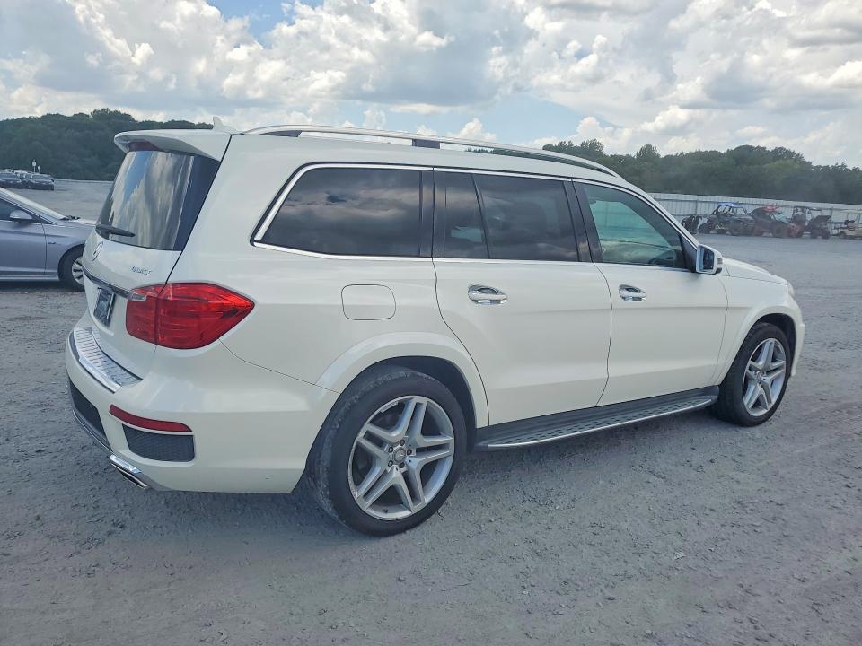 61343356 :رقم المزاد ، 4JGDF7DE8FA546199 vin ، 2015 Mercedes-benz Gl مزاد بيع