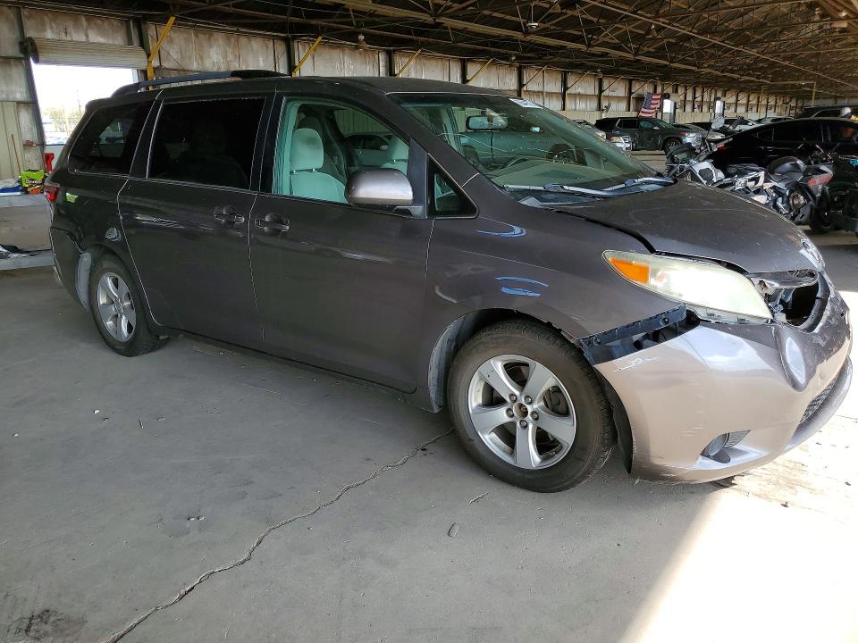 2016 Toyota Sienna მანქანა იყიდება აუქციონზე, vin: 5TDKK3DC3GS714429, აუქციონის ნომერი: 60644576