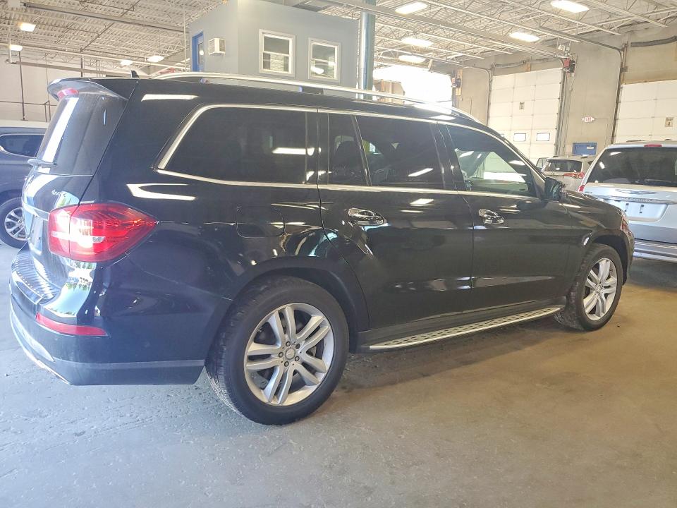 61400076 :رقم المزاد ، 4JGDF6EE8HA837393 vin ، 2017 Mercedes-benz Gls مزاد بيع