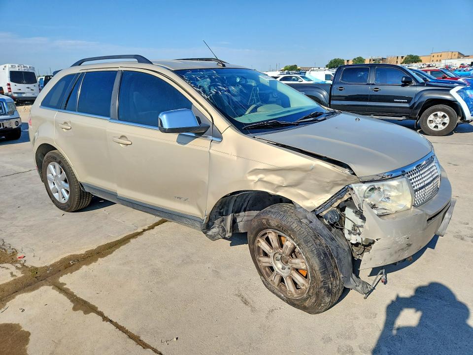 59786106 :رقم المزاد ، 2LMDU88C27BJ04193 vin ، 2007 Lincoln Mkx مزاد بيع