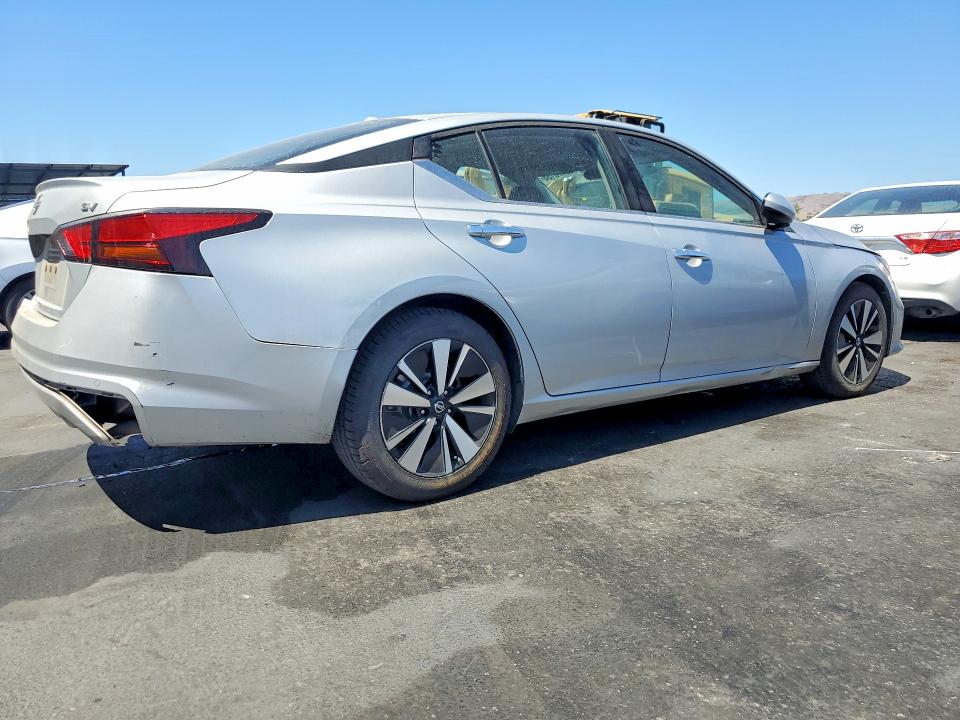 2021 Nissan Altima მანქანა იყიდება აუქციონზე, vin: 1N4BL4DV1MN363371, აუქციონის ნომერი: 63178186