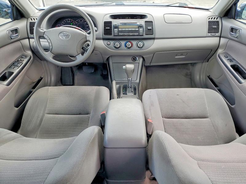 2005 Toyota Camry მანქანა იყიდება აუქციონზე, vin: 4T1BE32K95U406591, აუქციონის ნომერი: 62067116