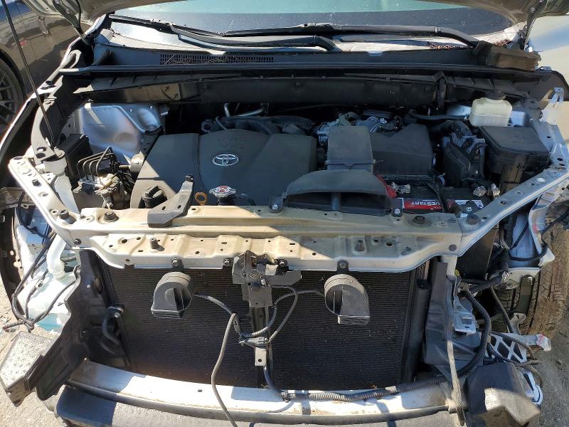 Продаж на аукціоні авто 2018 Toyota Highlander, vin: 5TDKZRFH9JS527338, номер лоту: 85963125