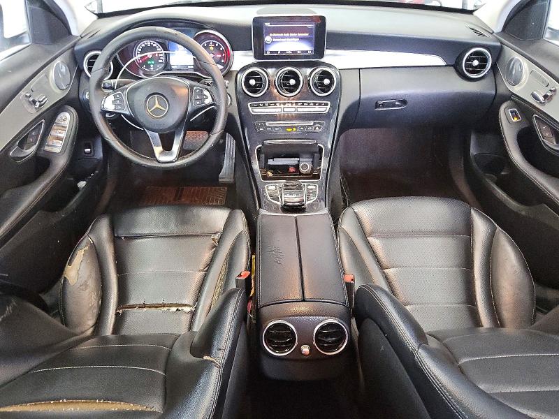 2015 Mercedes-benz C მანქანა იყიდება აუქციონზე, vin: 55SWF4KB1FU015226, აუქციონის ნომერი: 55385986