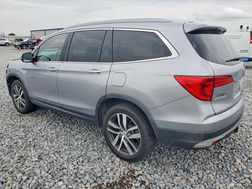 Продажа на аукционе авто 2017 Honda Pilot, vin: 5FNYF6H06HB032067, номер лота: 62763476