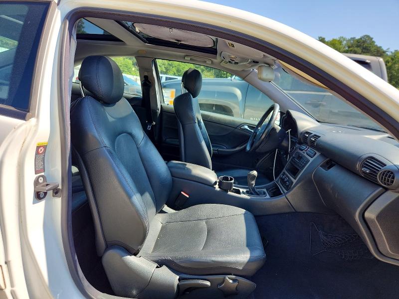 60586356 :رقم المزاد ، WDBRN47J32A370627 vin ، 2002 Mercedes-benz C مزاد بيع