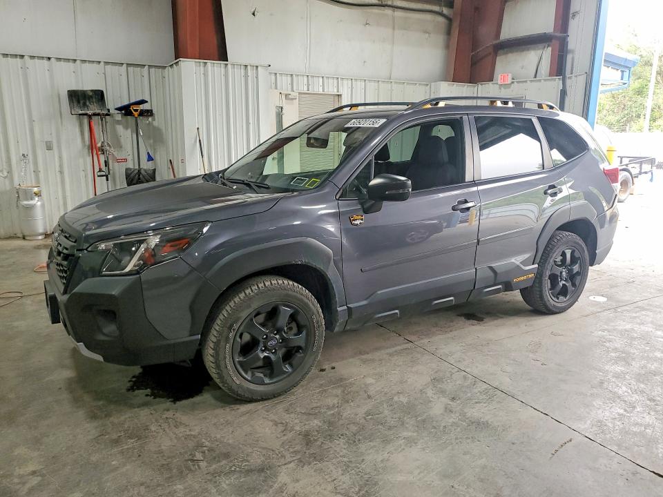60920156 :رقم المزاد ، JF2SKAMC2NH476886 vin ، 2022 Subaru Forester مزاد بيع