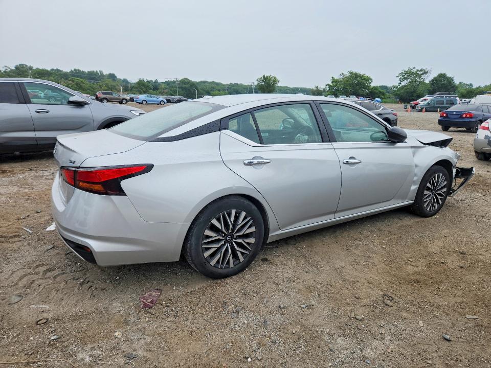 62577336 :رقم المزاد ، 1N4BL4DV0RN375745 vin ، 2024 Nissan Altima مزاد بيع