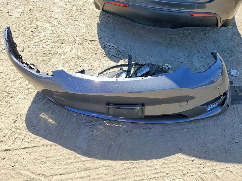 60690096 :رقم المزاد ، 5YJYGDEE9MF282866 vin ، 2021 Tesla Model Y مزاد بيع