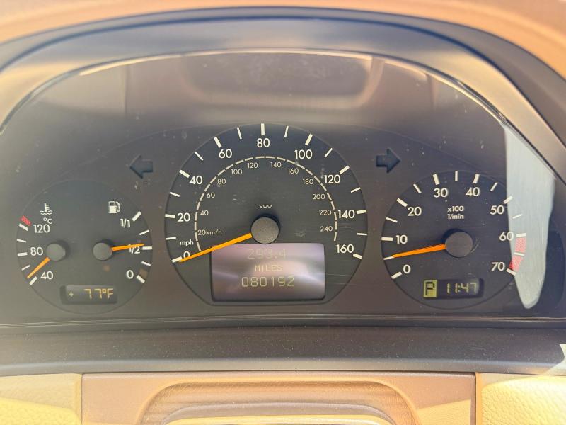2000 Mercedes-benz E მანქანა იყიდება აუქციონზე, vin: WDBJF70J7YB018627, აუქციონის ნომერი: 61616056