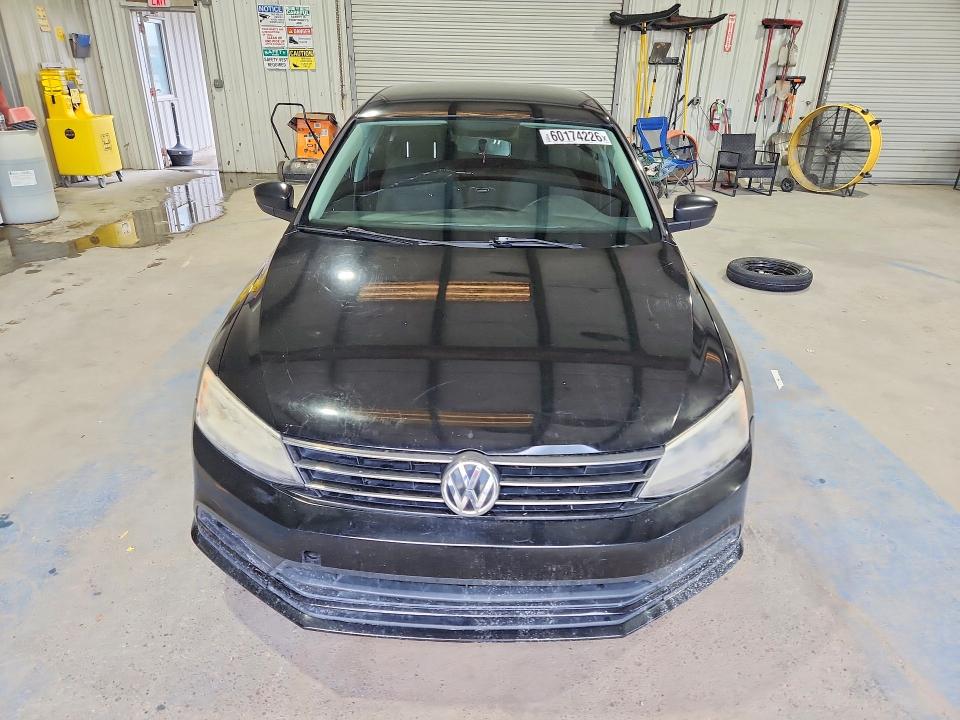 60174226 :رقم المزاد ، 3VW2K7AJ3FM298663 vin ، 2015 Volkswagen Jetta مزاد بيع