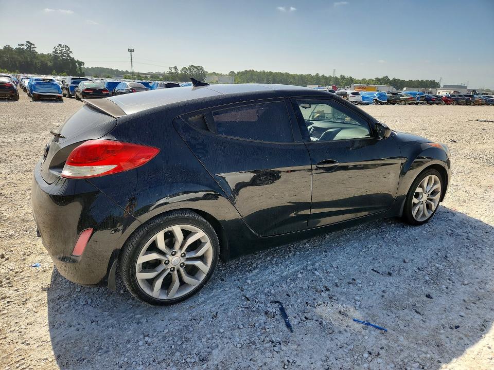 2013 Hyundai Veloster მანქანა იყიდება აუქციონზე, vin: KMHTC6AD5DU097697, აუქციონის ნომერი: 60527266