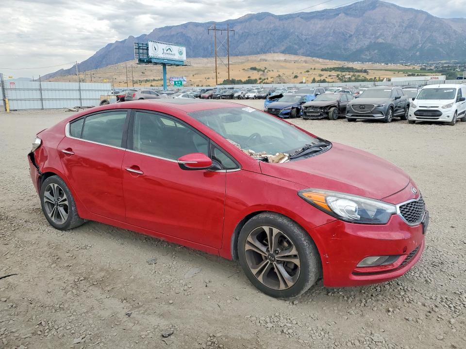 61797976 :رقم المزاد ، KNAFZ4A88G5613828 vin ، 2016 Kia Forte مزاد بيع