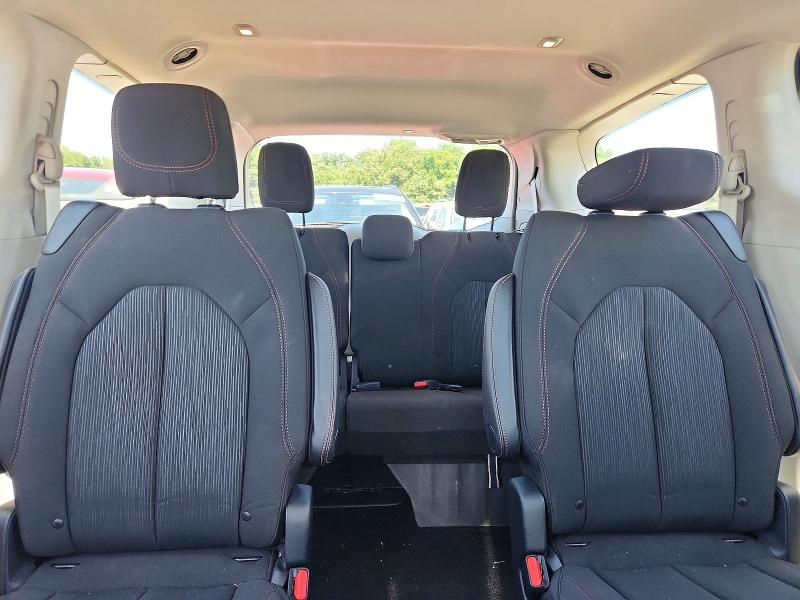 Продажа на аукционе авто 2018 Chrysler Pacifica, vin: 2C4RC1FG0JR113365, номер лота: 62108976