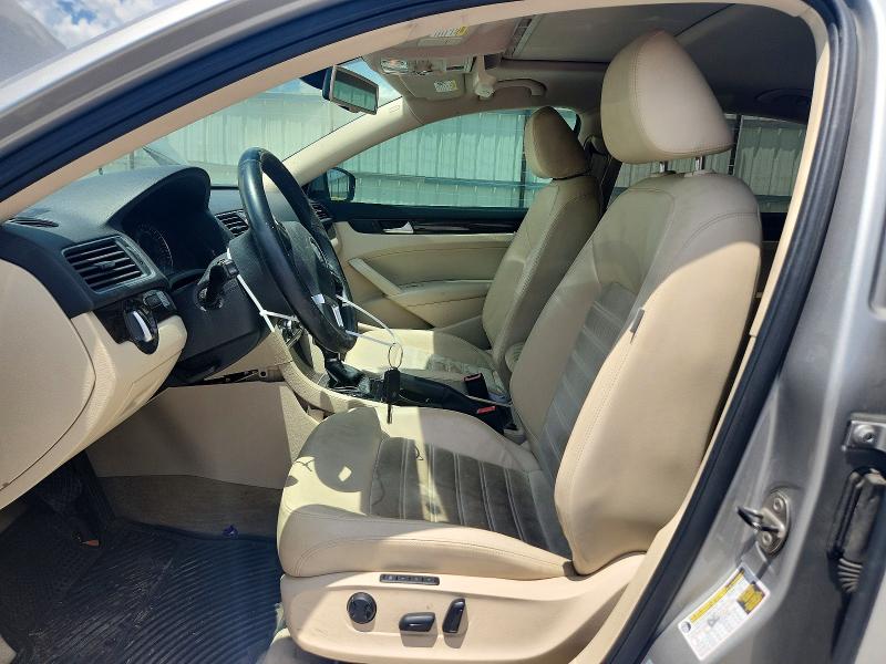 60045316 :رقم المزاد ، 1VWCN7A32EC087242 vin ، 2014 Volkswagen Passat مزاد بيع