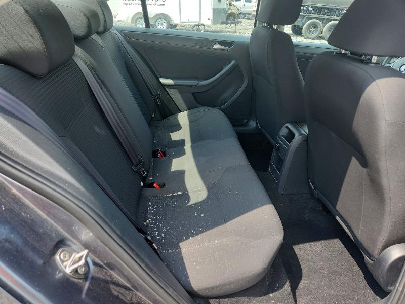 Продажа на аукционе авто 2015 Volkswagen Jetta, vin: 3VW2K7AJ5FM231286, номер лота: 60447606