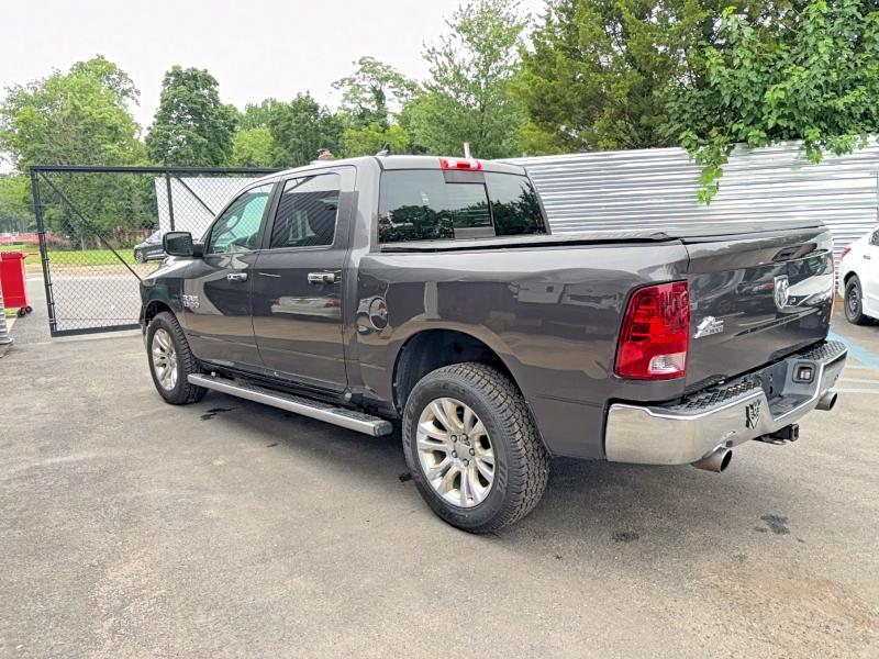 61037996 :رقم المزاد ، 1C6RR7LM8FS606896 vin ، 2015 Ram 1500 مزاد بيع