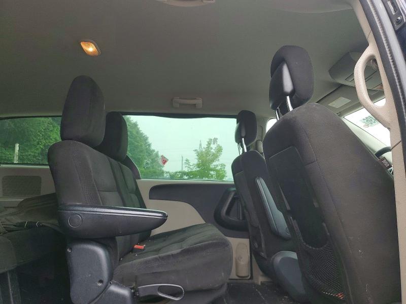 Продажа на аукционе авто 2015 Dodge Cara Grand, vin: 2C4RDGBG2FR613007, номер лота: 61132496