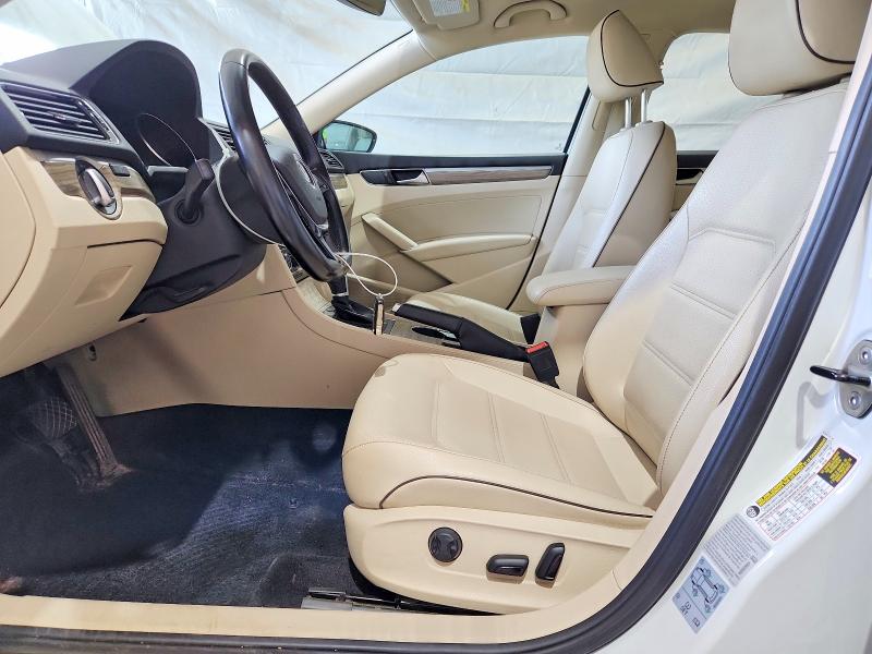 Продажа на аукционе авто 2017 Volkswagen Passat, vin: 1VWGT7A35HC009372, номер лота: 59868226